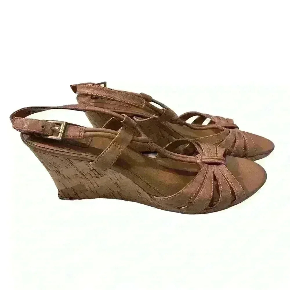 Clarks Bendables Women's Brown Leather Cork Wedge  Heel Strappy Sandals Sz 11